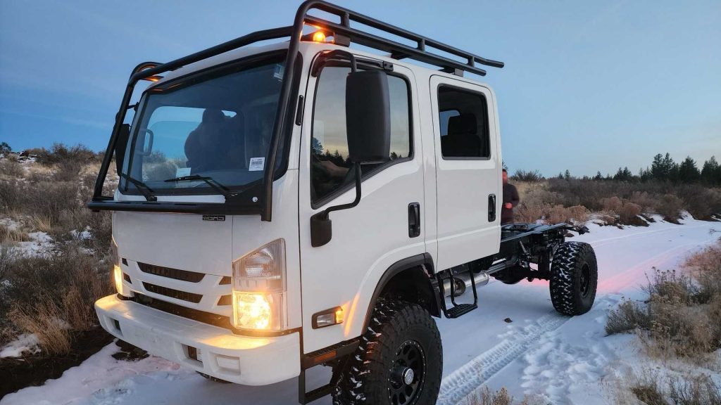 EarthCruiser Core Dual Cab Chassis