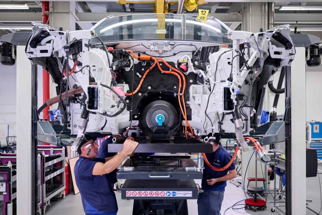 Montáž BMW iX5 Hydrogen