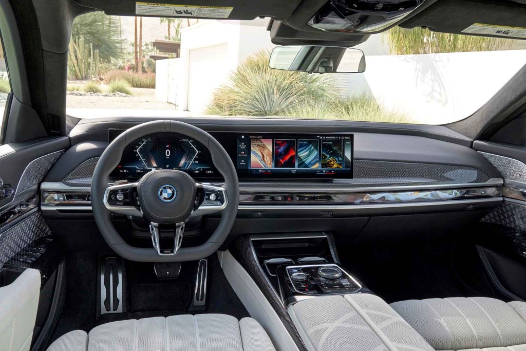 Predný panel v BMW i7