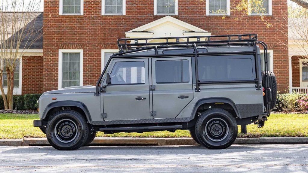 Project Ghost (Land Rover Defender)